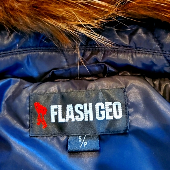 FLASH GEO Down Jacket - Size S/P - Barely Worn - Picture 9 of 10